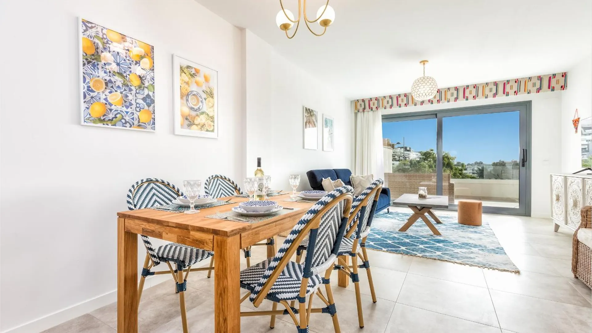 Sb311G - Modern & Well Connected 2 Bed Apartment Estepona Hiszpania